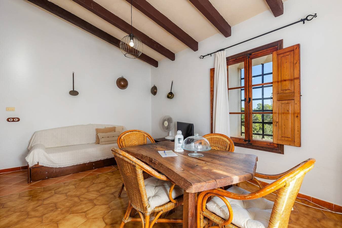 Foto 5 von 34: Ferienwohnung "Es Mulí" mit Bergblick, Gemeinschaftspool und WLAN
