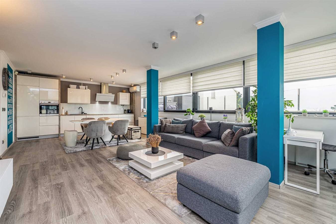Ferienwohnung Aquavista mit privatem Pool 1
