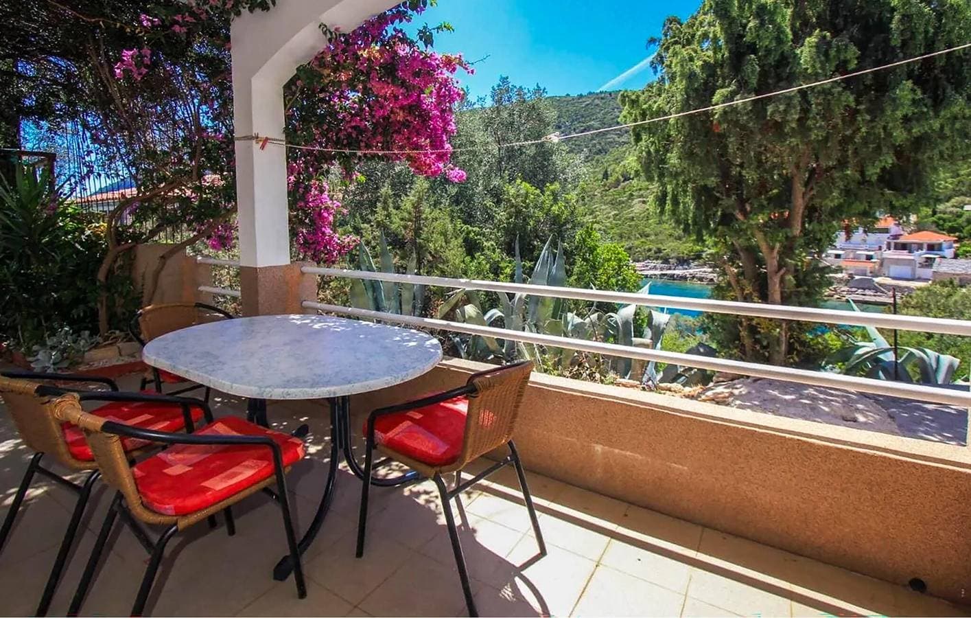 Foto 4 von 24: Gemütliche Wohnung mit Terrasse, WLAN und Parkplatz, 100 m bis zur Küste