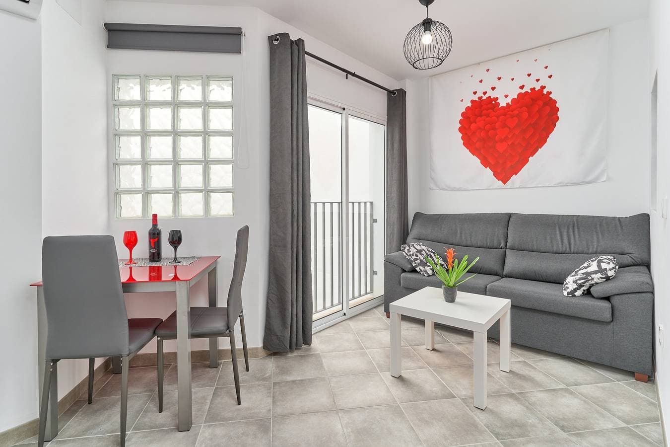 Foto 5 von 24: Einzimmerapartment "Nerja Boutique Sweet Corner 103" mit Gemeinschaftspool und WLAN