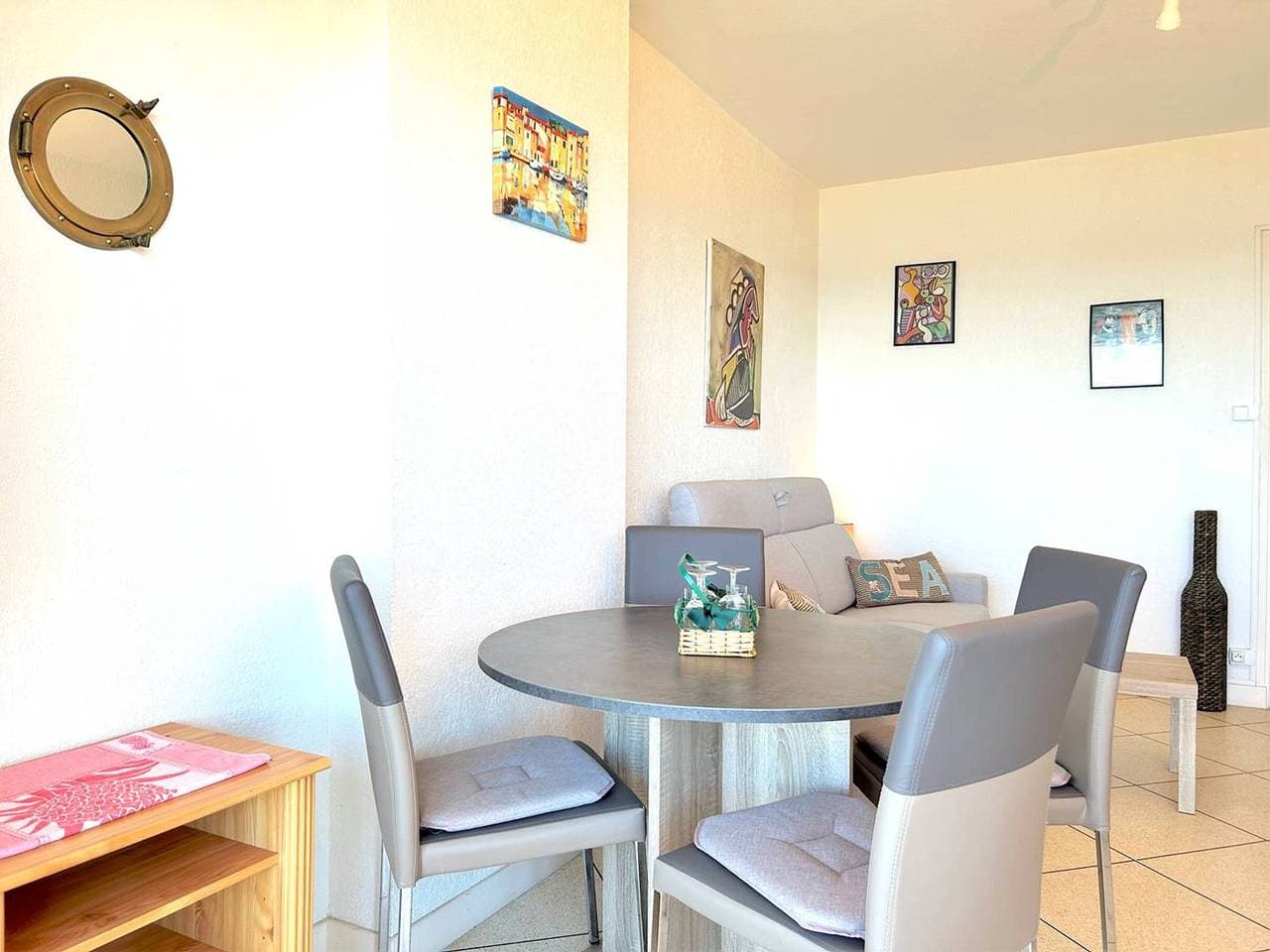 Foto 5 von 21: Studio in Lavandou mit Terrasse und Meerblick