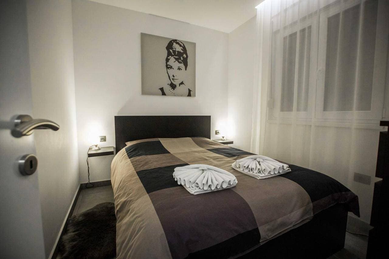 Foto 4 von 31: Two-Bedroom Apartment