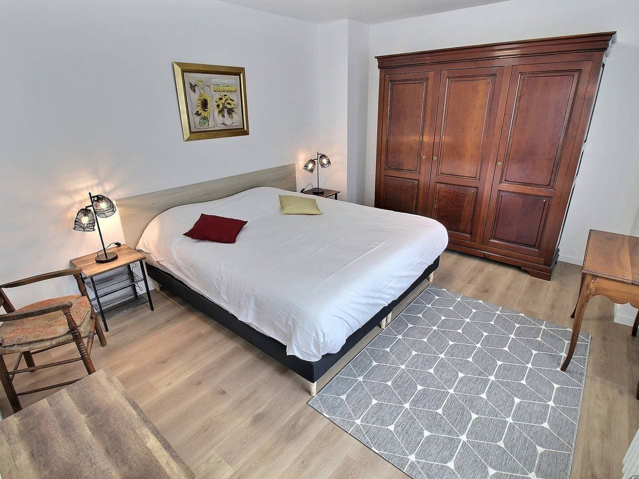 Foto 3 von 24: Geräumige Wohnung mit Terrasse und Garage, nahe Zentrum von Colmar