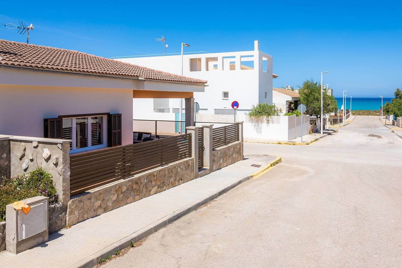 Foto 2 von 28: Villa "Casa Voramar Son Serra Beach" mit Garten und WLAN *Neu 2027 – Klimaanlage*