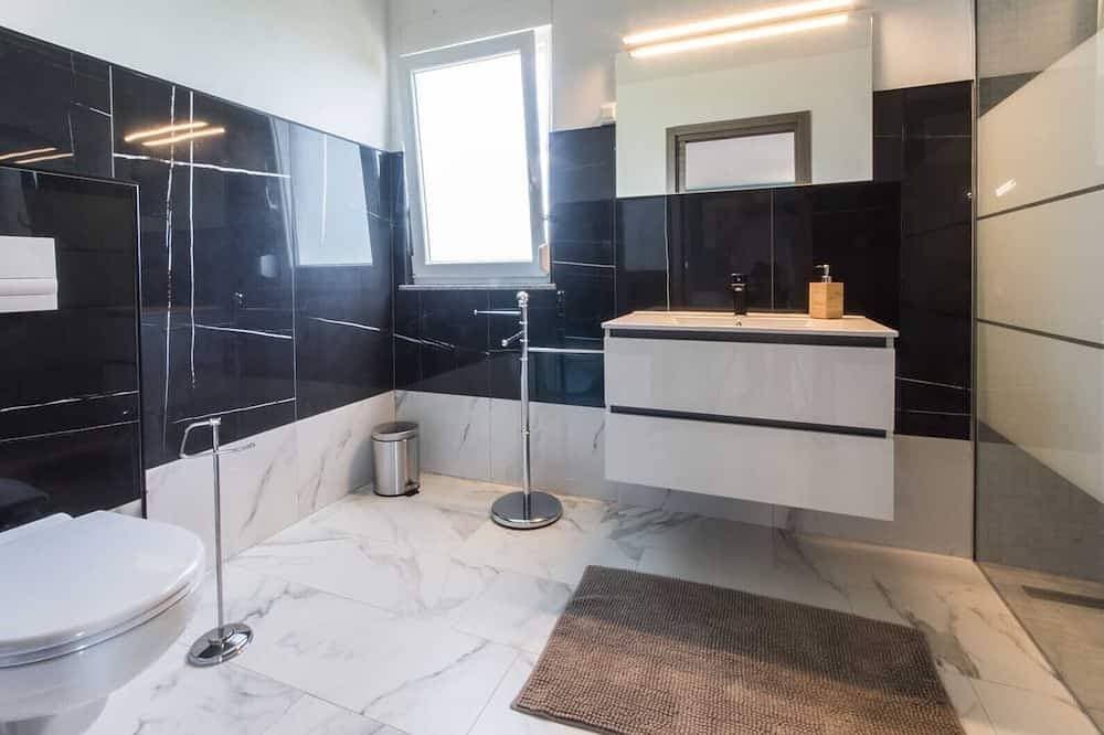 Foto 8 von 30: Herrlich gestaltete Villa mit privatem Pool