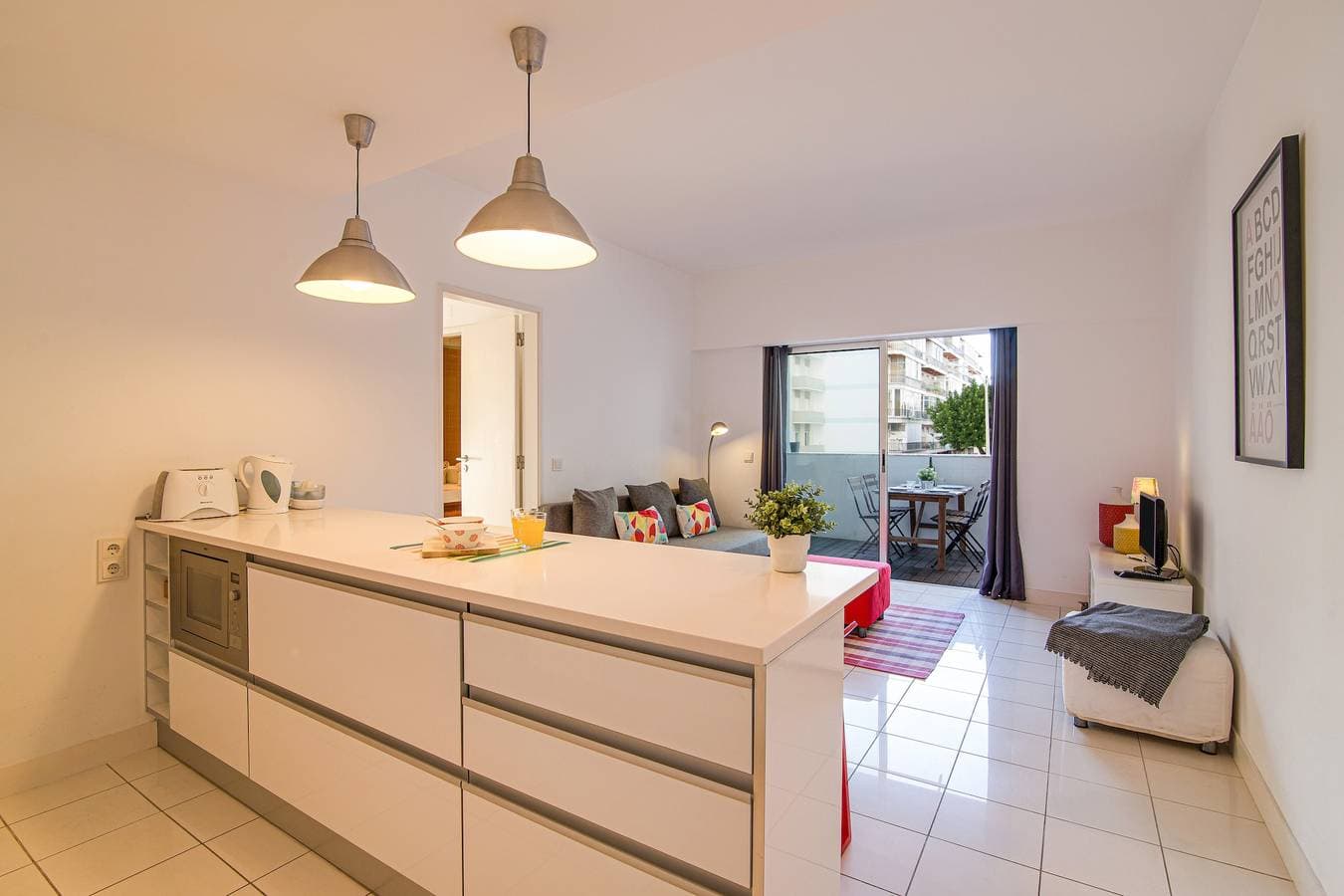 Foto 9 von 23: Moderne "Ferienwohnung am Meer" mit Meerblick, WLAN und Balkon