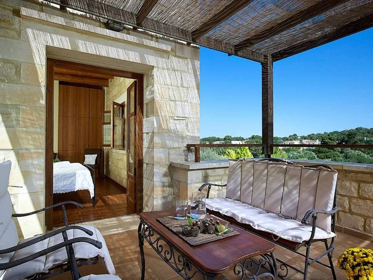 Foto 9 von 27: Luxury Crete Villa | Villa Kyveli | private Pool | Beautiful Interior | 3 Bdr |  Rethymno