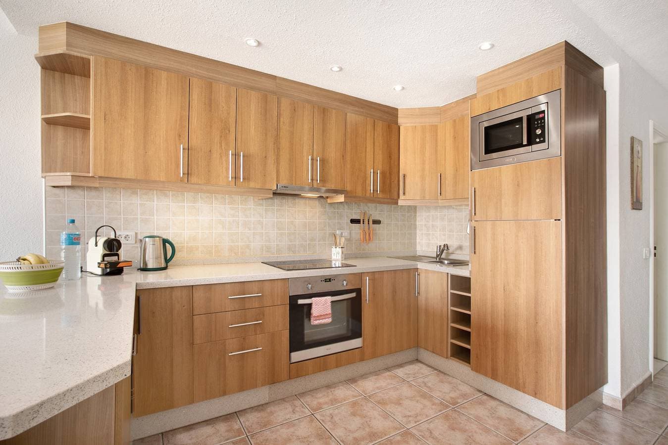 Foto 8 von 31: Ferienwohnung 'Amarilla Bay' mit Meerblick, Gemeinschaftspool und WLAN
