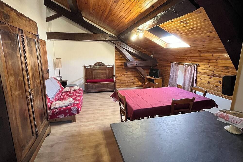 Warmes Häuschen im Herzen des Hofes 1