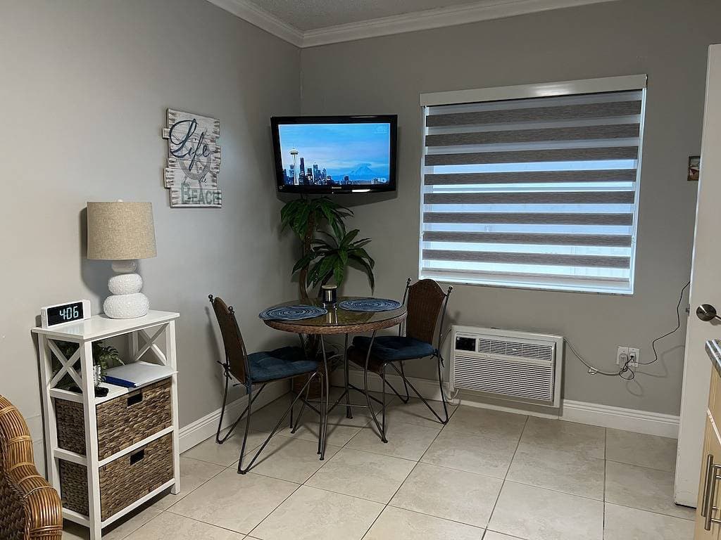Foto 9 von 47: South Beach Studio Condo am Strand, 335 Ocean Drive, Art-Deco-Bereich-Florida.