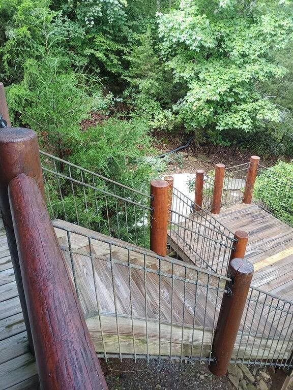 The Moose Cove Hideaway 1