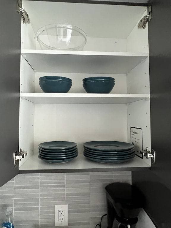 Foto 10 von 30: Executive 2 bed Condo King bed great Location downtown with laundry