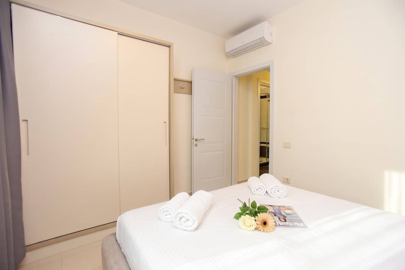 Foto 6 von 32: Apartment in Vlora with Swimming Pool