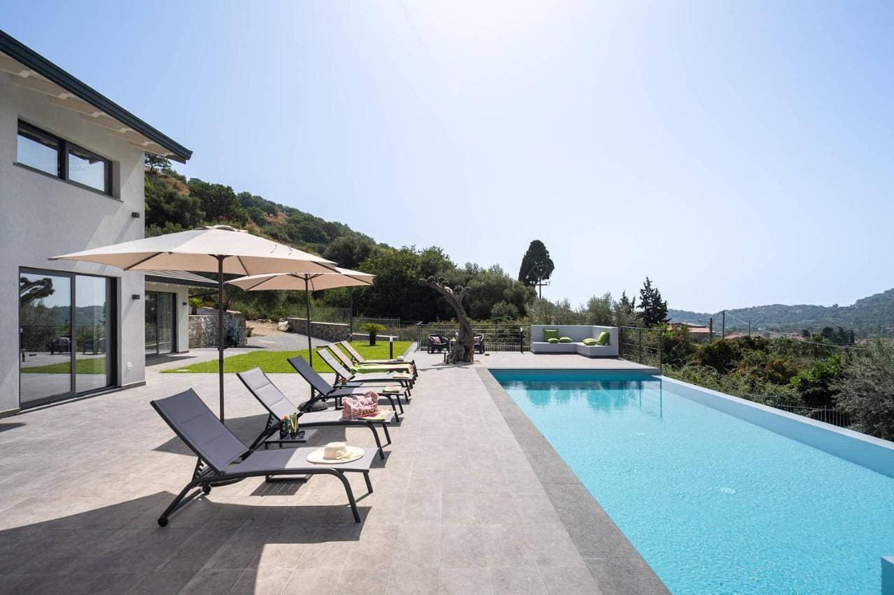 Foto 5 von 12: Villa