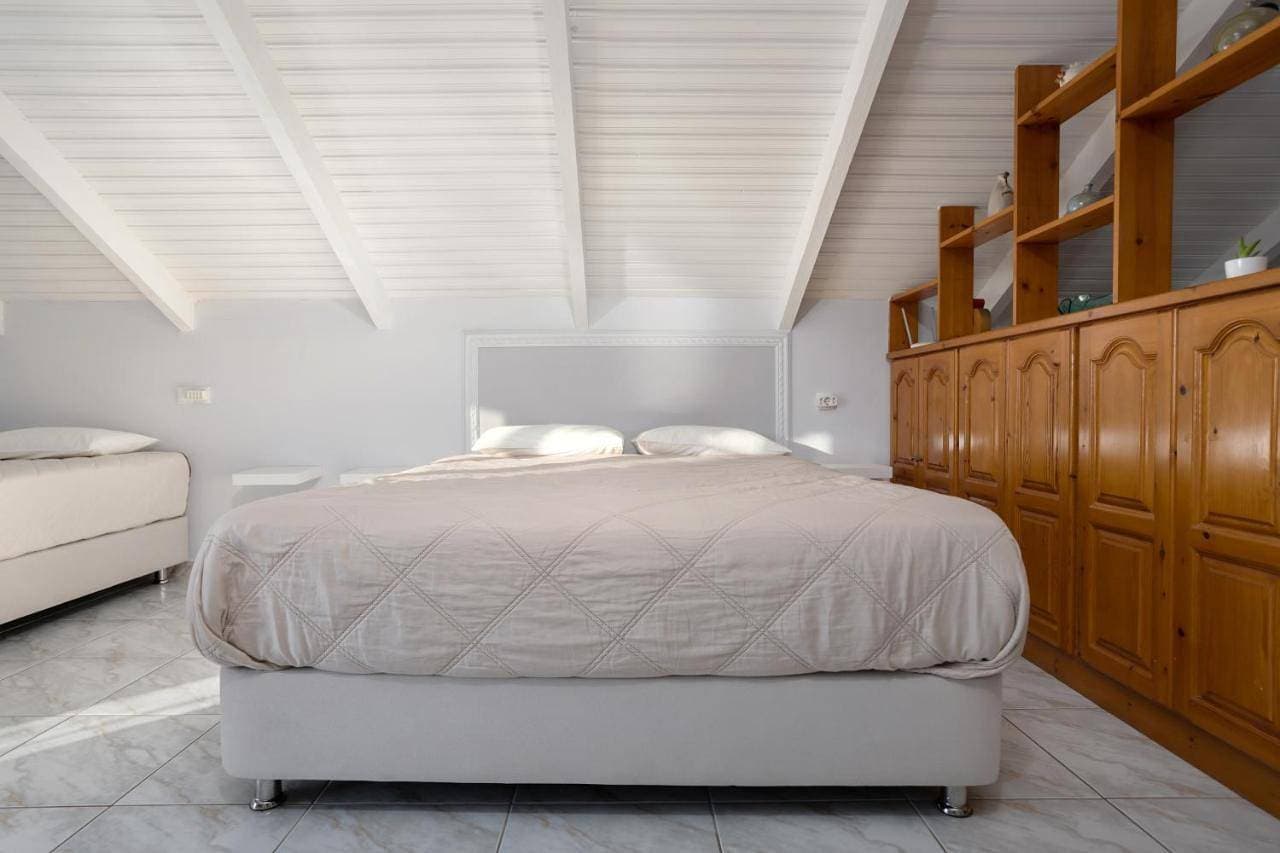 Foto 12 von 33: One-Bedroom Apartment with Balcony and Sea View