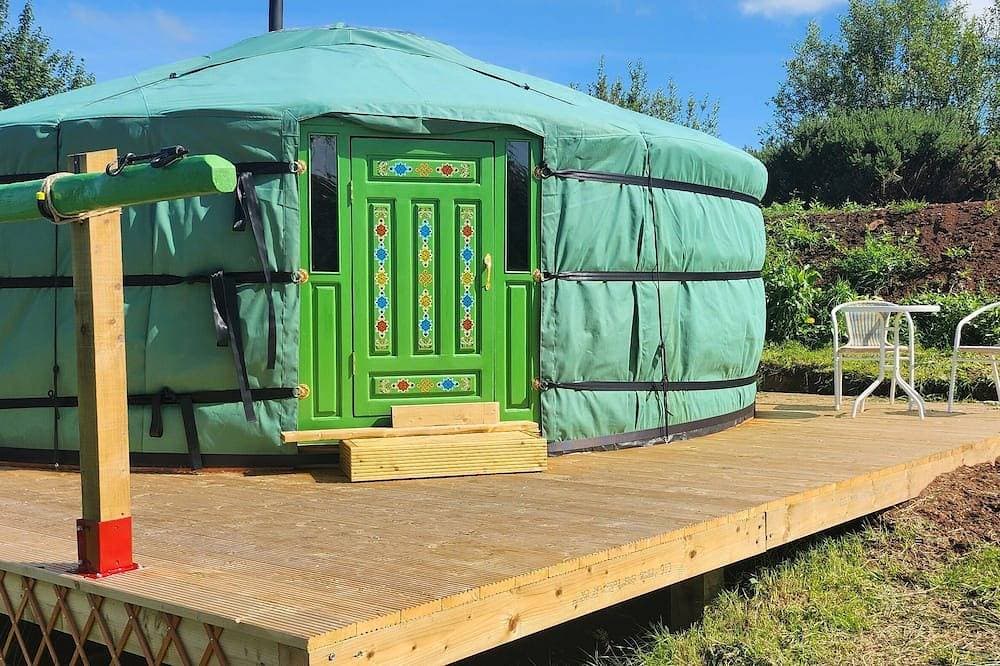 Cozy Yurt in the heart of Tyrone countryside. 1