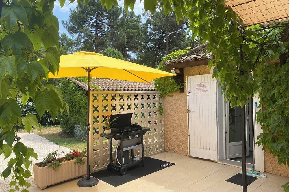 Foto 11 von 25: Ferienhaus mit Pool in Roussillon