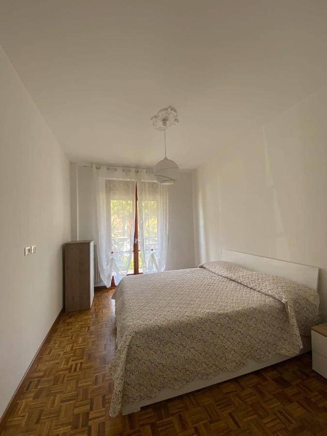 Foto 3 von 29: One-Bedroom Apartment