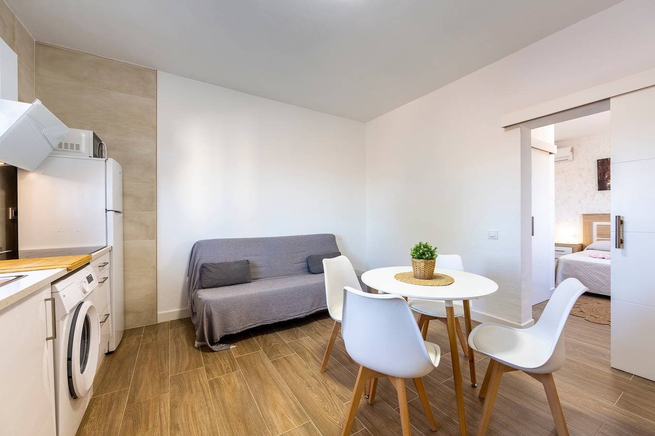 Foto 6 von 23: Apartment 'La Palmera' mit privater Terrasse und Klimaanlage