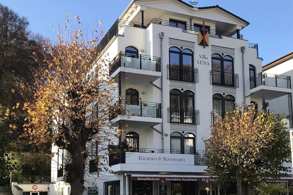 Foto 9 von 17: Sellin-Wilhelmstraße, mod. Fewo in Top-Lage, 200 m z. Strand/Seebrücke, Terrasse
