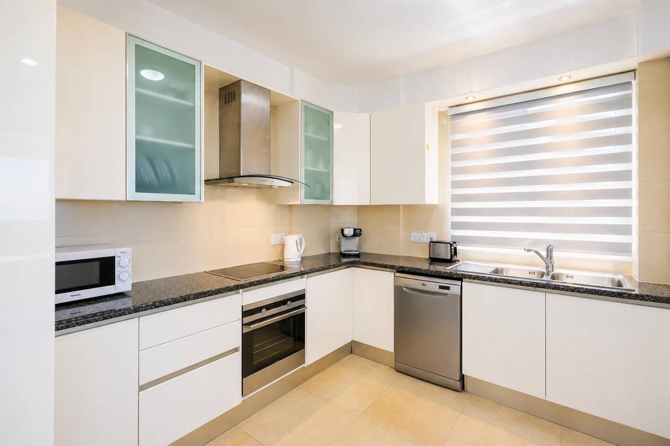 Foto 9 von 27: Villa für 5 Personen mit Balkon