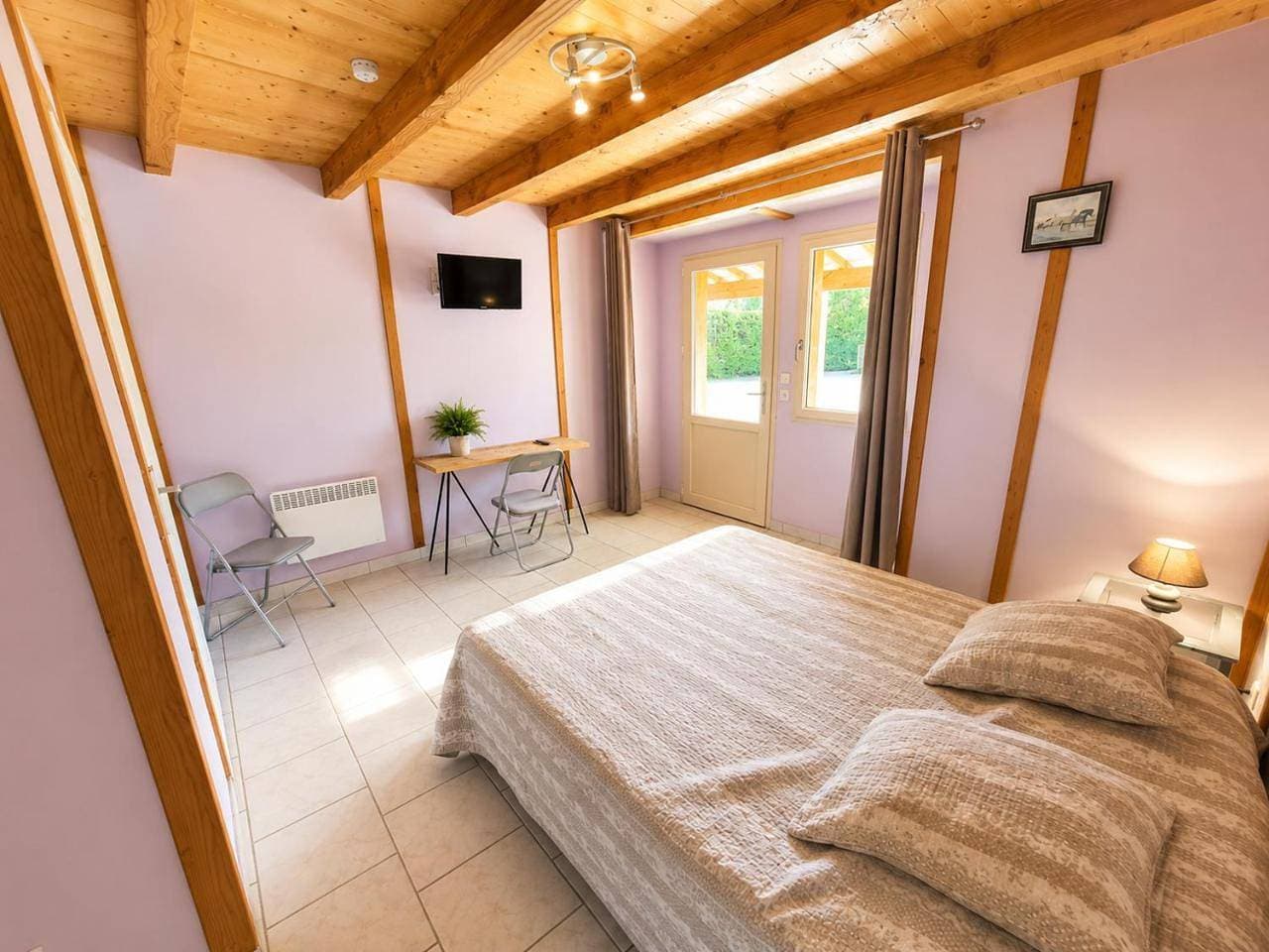 Foto 13 von 14: Double Room with Private Bathroom