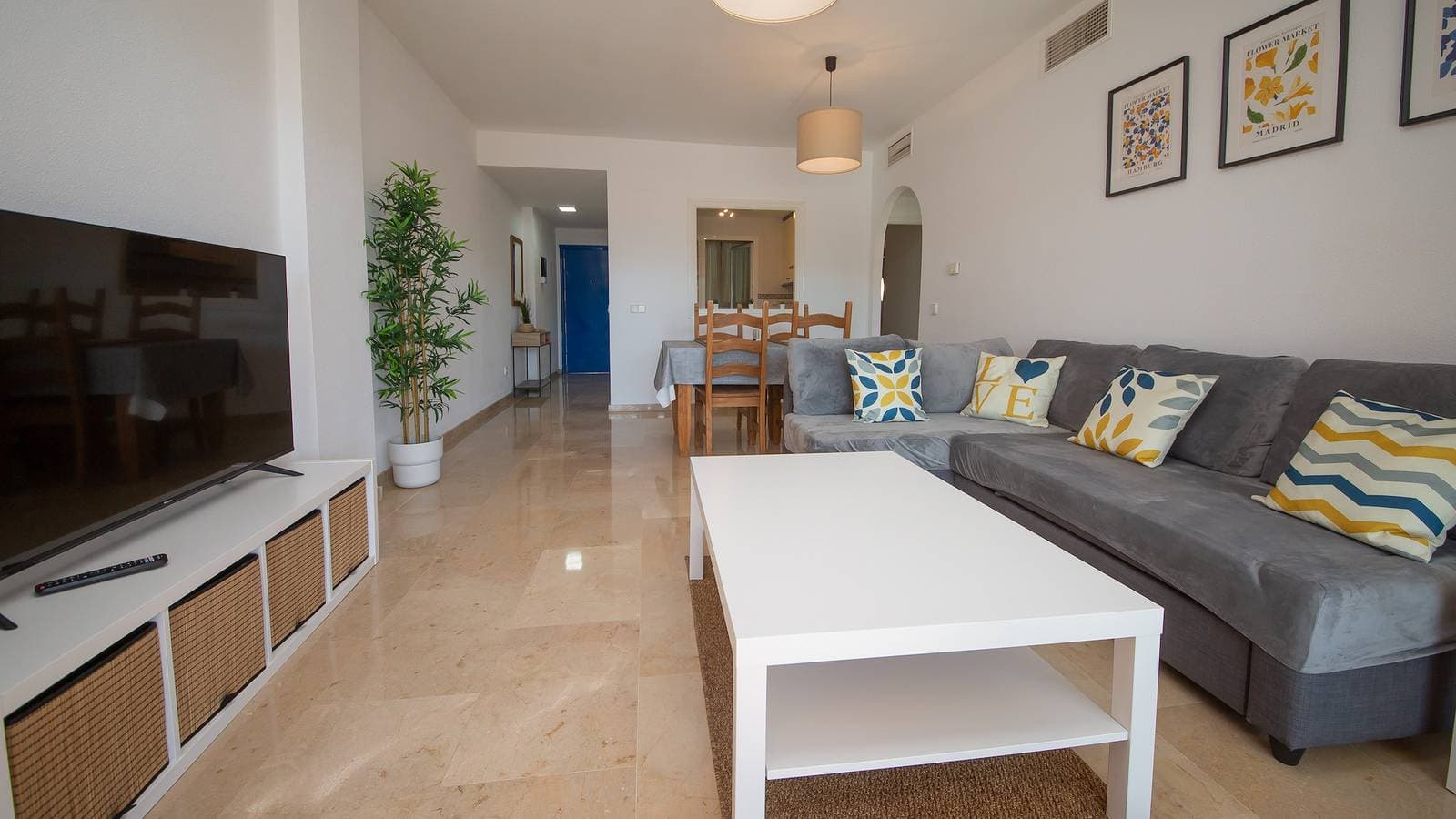 Foto 5 von 33: Duquesa Suites 206