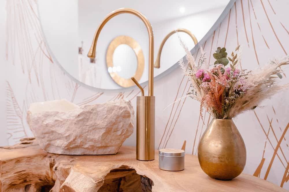 Foto 13 von 17: Viens on S'aime - Suite Avec Jacuzzi et Sauna Privatifs en Sologne
