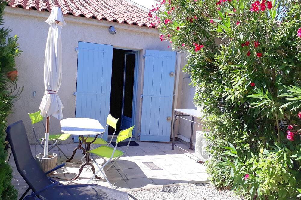 La petite maison dans le Val d'Alpilles 1