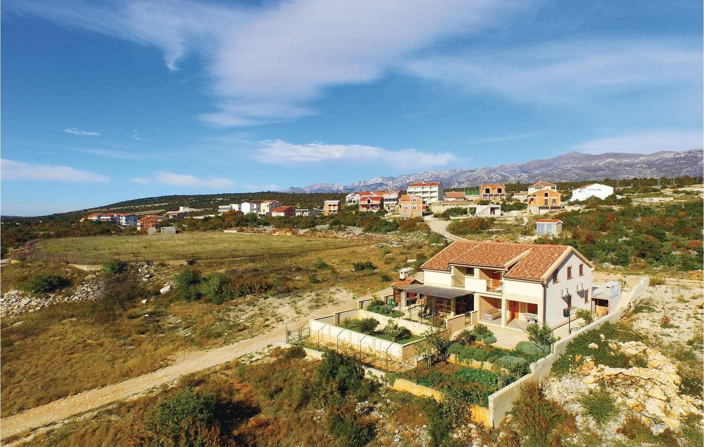Foto 2 von 32: Gemütliche Ferienwohnung mit Meerblick, Terrasse, Parkplatz und guter Anbindung an die Stadt