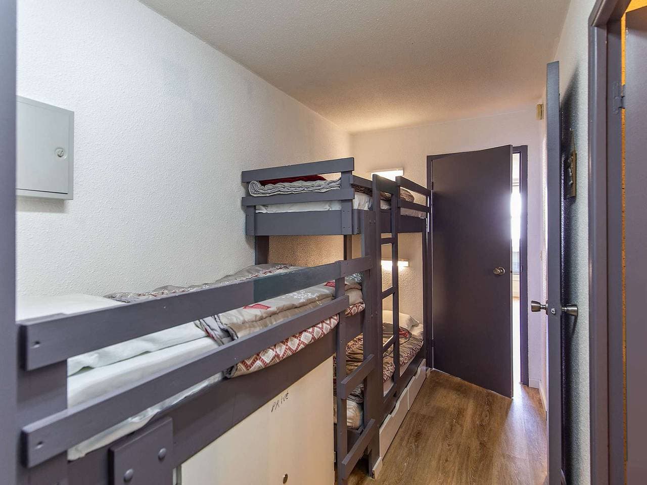 Foto 5 von 12: Studio Kabine 5 Pers, Balkon, ausgestattete Küche, Skiraum