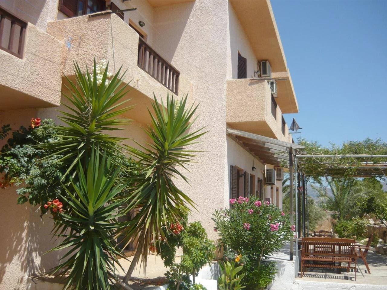 Villa Victoria 1