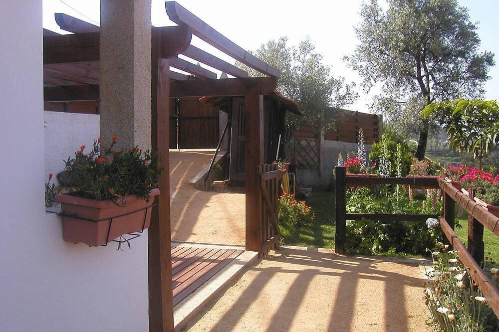 Foto 7 von 30: Cottage auf dem Land mit Garten mit Grill