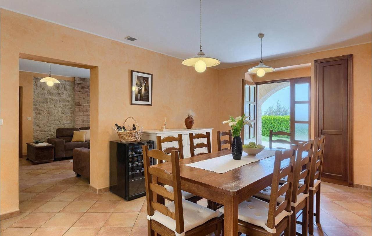 Foto 9 von 32: Four-Bedroom Holiday Home