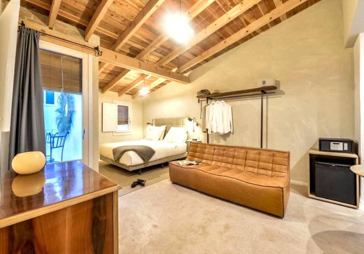 Foto 5 von 10: Economic Double Room