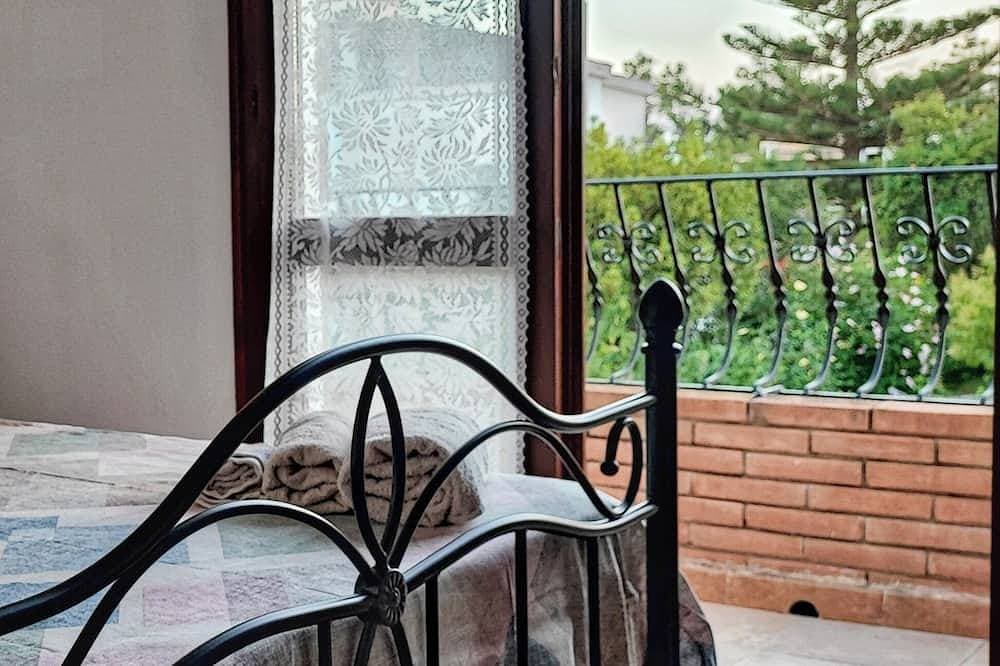 Foto 5 von 30: Charming 2-bedroom cottage with WiFi, AC in lovely Quartu Sant'Elena