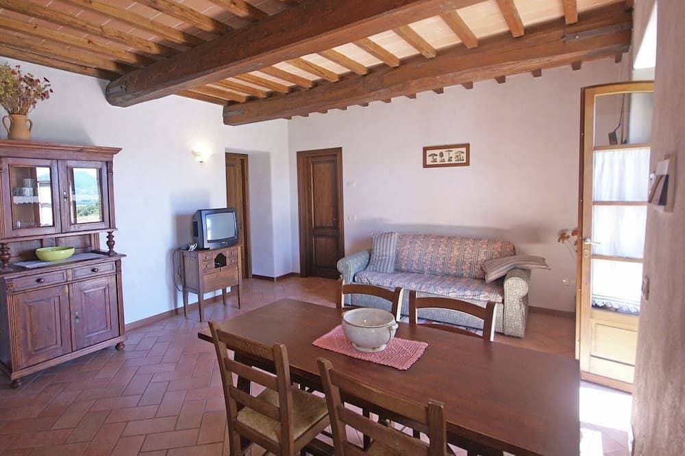 Foto 6 von 23: Ferienhaus in Montone mit Pool & Terrasse