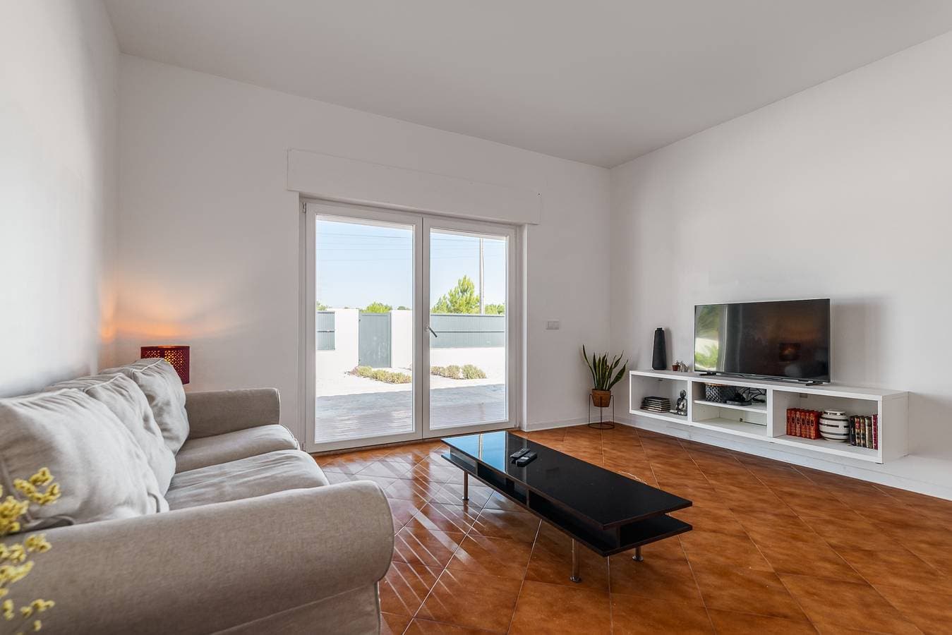 Foto 6 von 33: Ferienhaus 'Palmela Sunset Villa' mit Bergblick, privatem Pool und WLAN