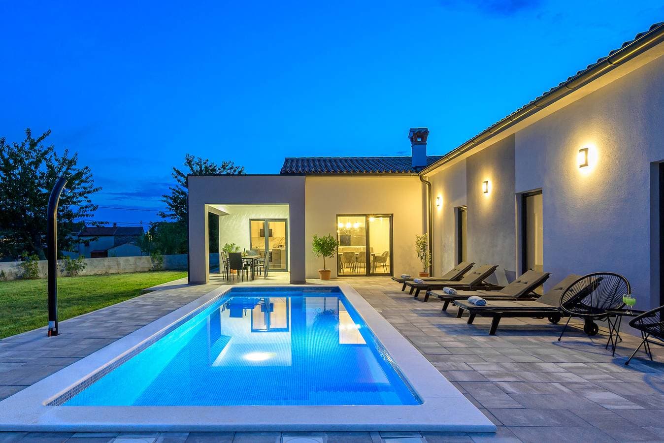 Villa Cell 1
