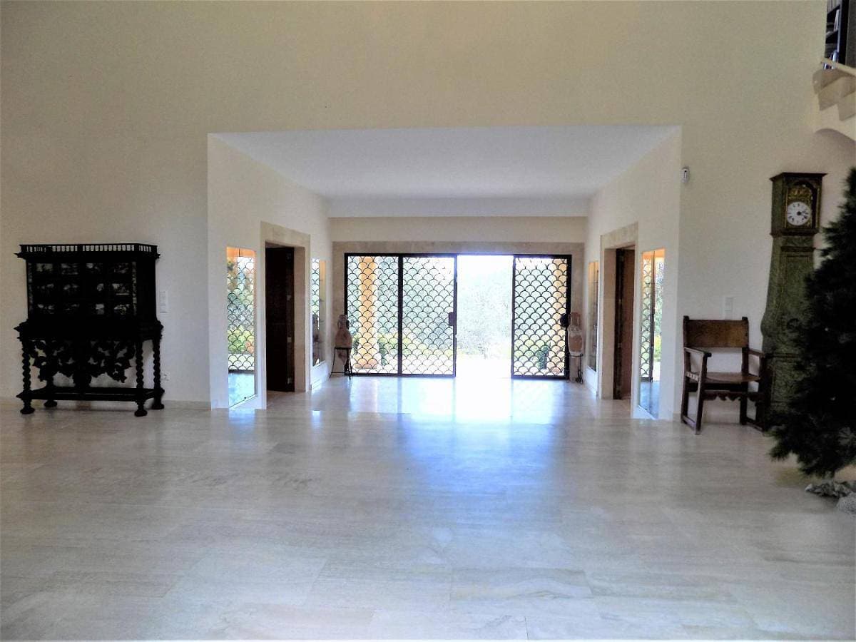 Foto 4 von 45: Villa