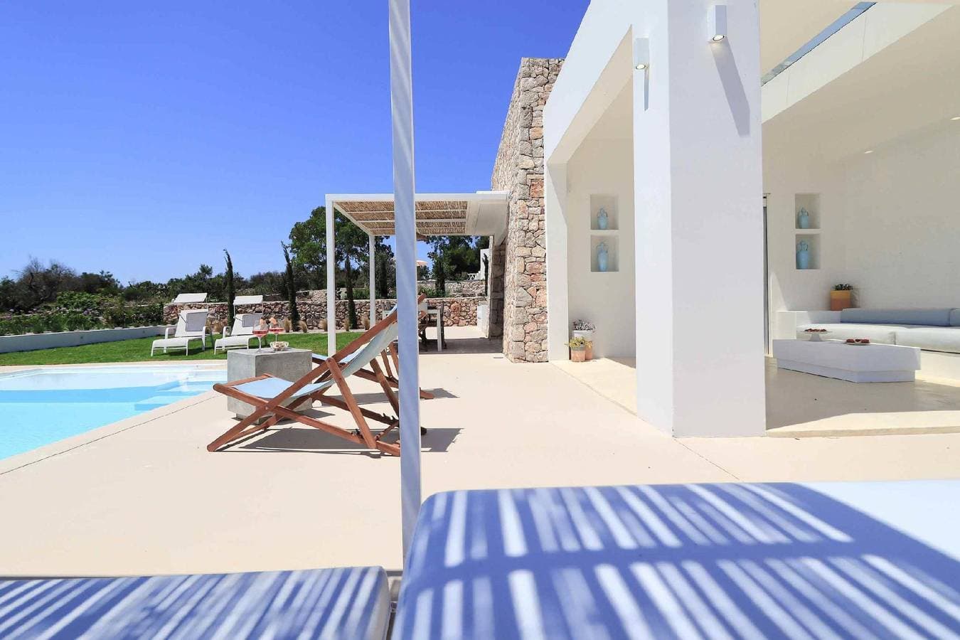 Foto 9 von 38: Ferienhaus für 4 Personen mit Pool