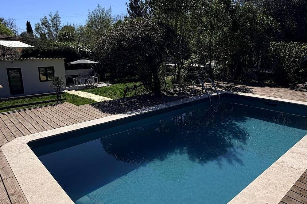 Mazet Noa - Quiet terrace & pool 1