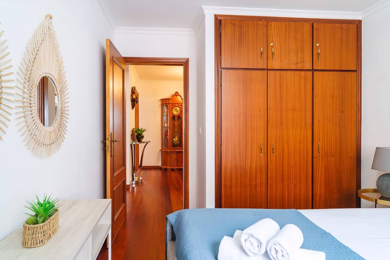 Foto 10 von 49: Ferienwohnung für 6 Personen mit Balkon