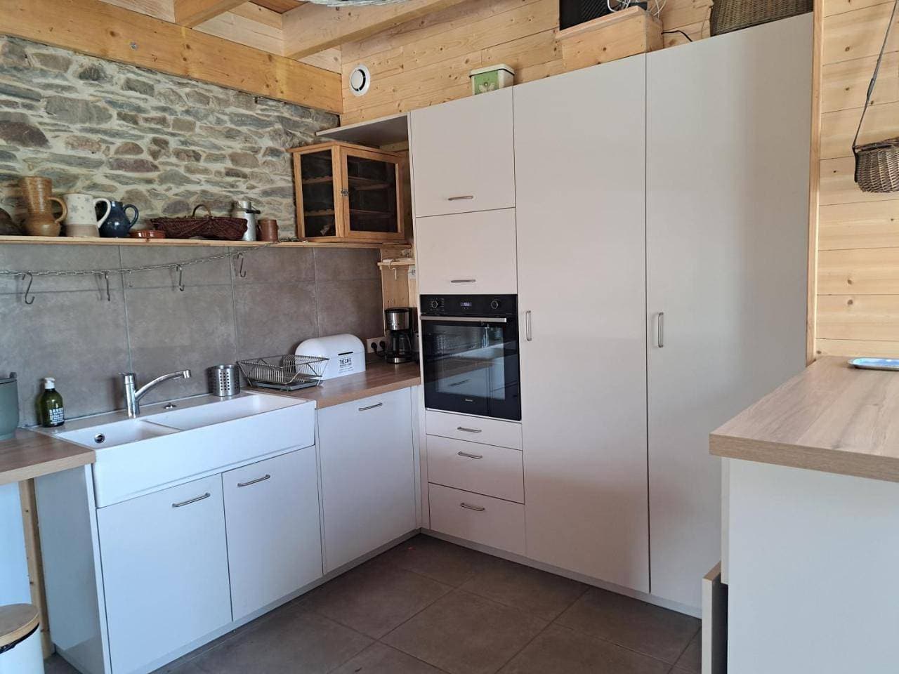 Foto 6 von 41: Three-Bedroom House