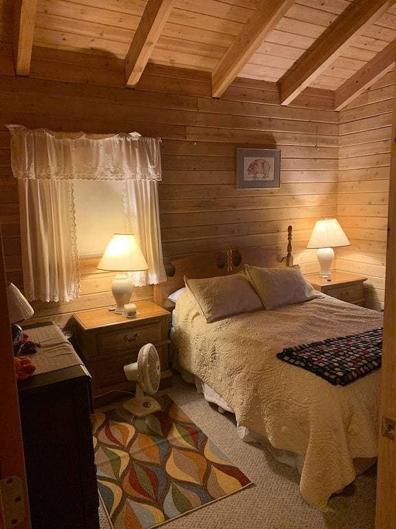 Foto 4 von 13: Inselblockhaus in Maine mit Meerblick
