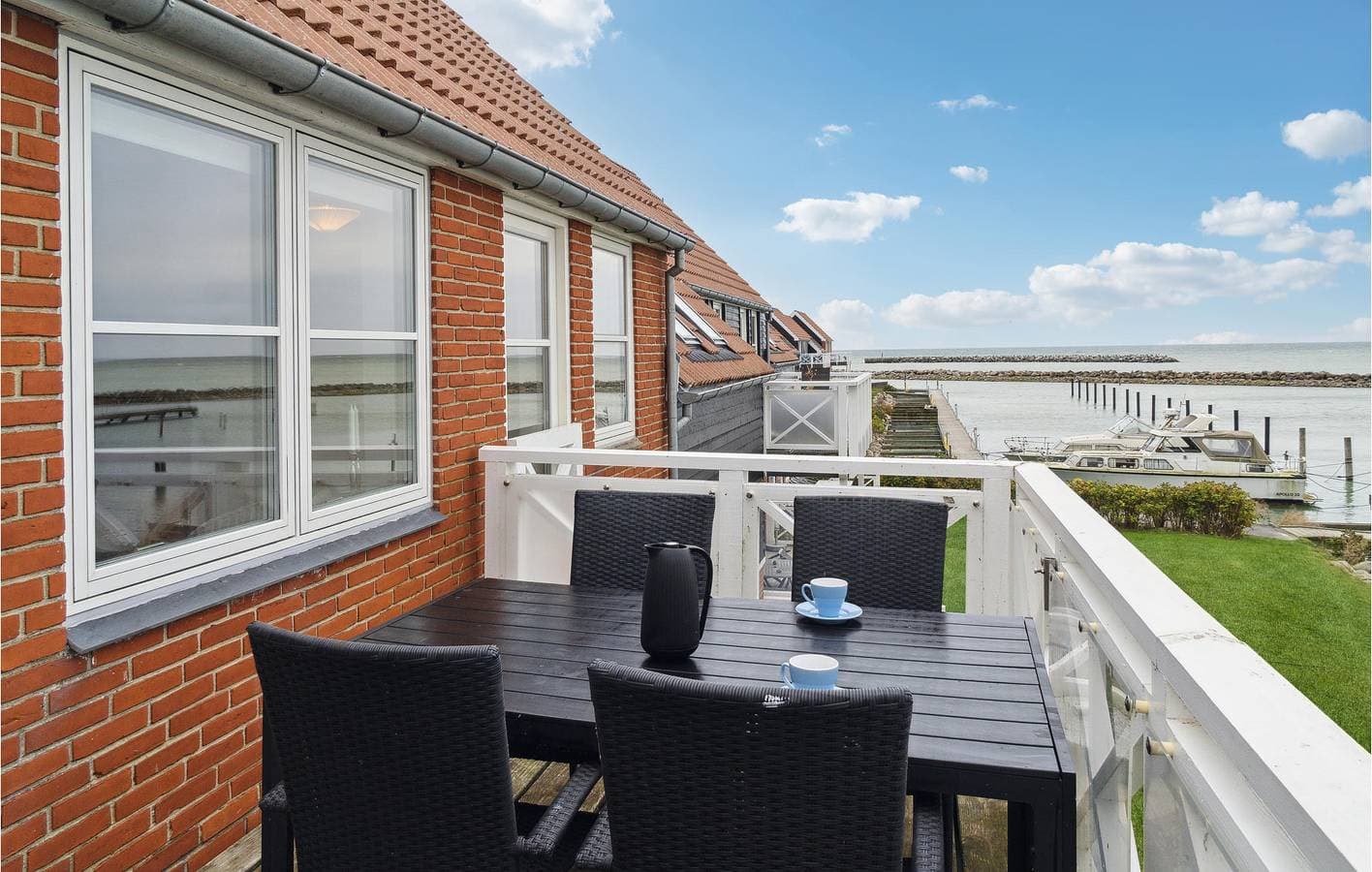 Foto 12 von 19: Ferienwohnung für 4 Personen mit Terrasse