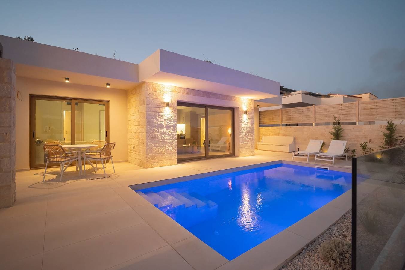 Foto 10 von 29: Villas Marathi Dyo, Chania | Private Pool | Stylish Adults-Only Escape