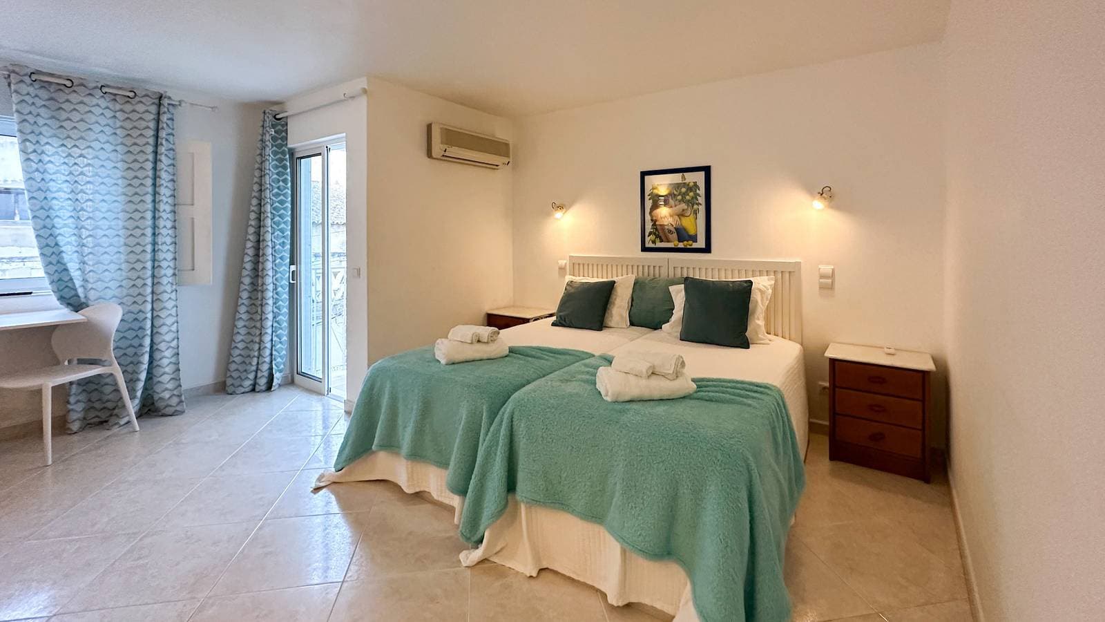 Sofeelings Quarto 2, Baixa de Albufeira 1