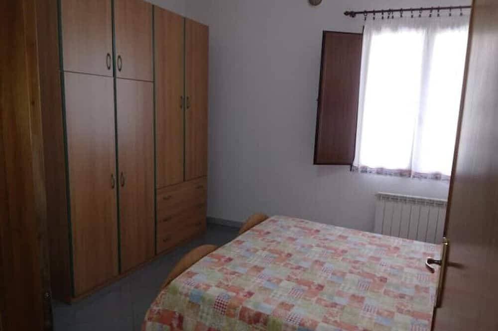 Foto 3 von 30: Vacation Appart Bari Sardo with veranda (Iun Q0006)