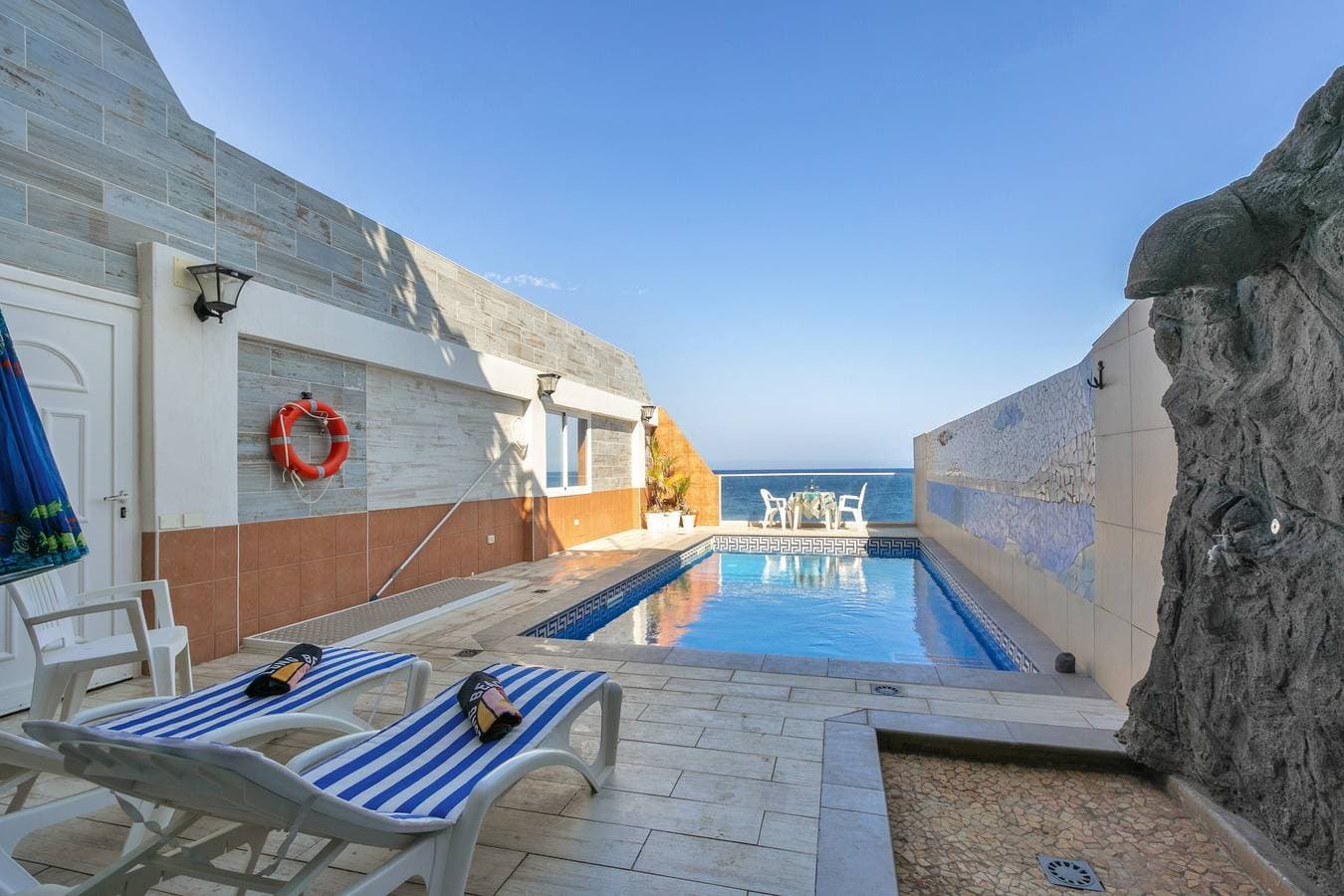 Seaside House With Heated Pool 1